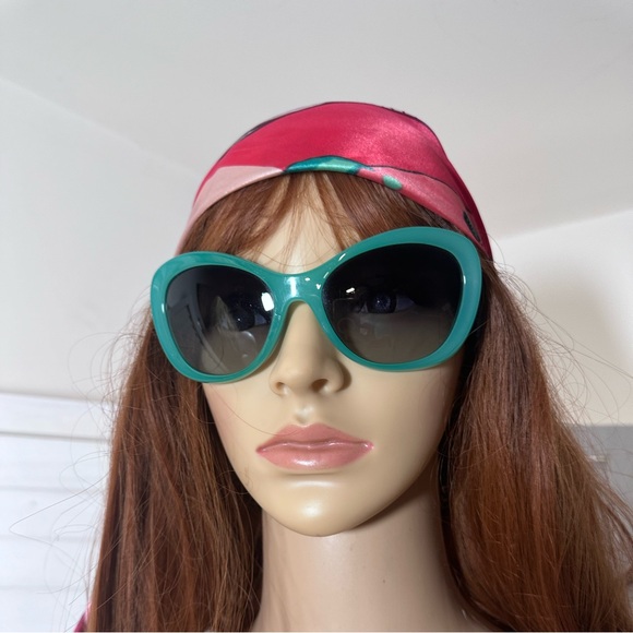 Preloved Authentic Dolce & Gabbana 8083 Turquoise/Gray Gradient Sunglass… - Picture 3 of 17